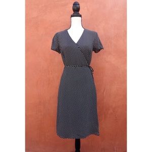 Ann Taylor Wrap Dress size 6